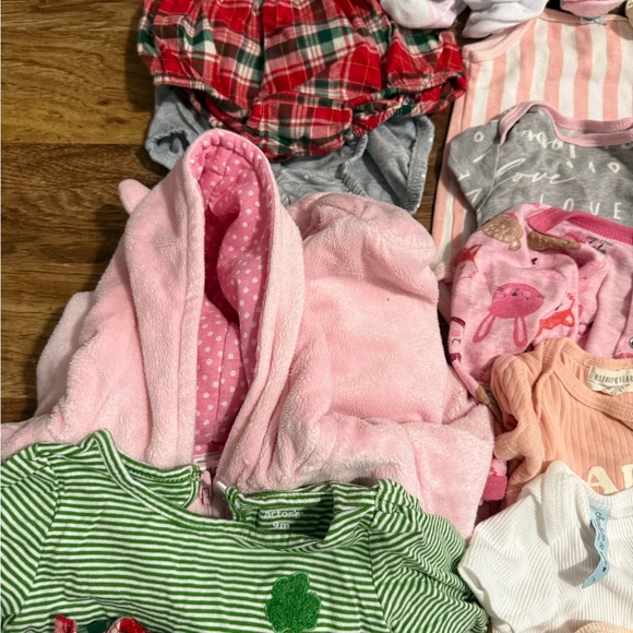 Assorted Baby Clothing Bundle - Picture 5 of 5